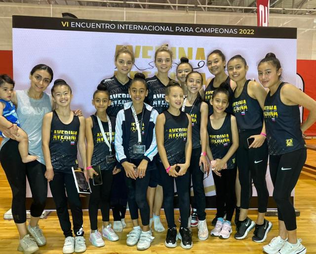 Gimnastas de Aguascalientes participan en encuentro internacional 