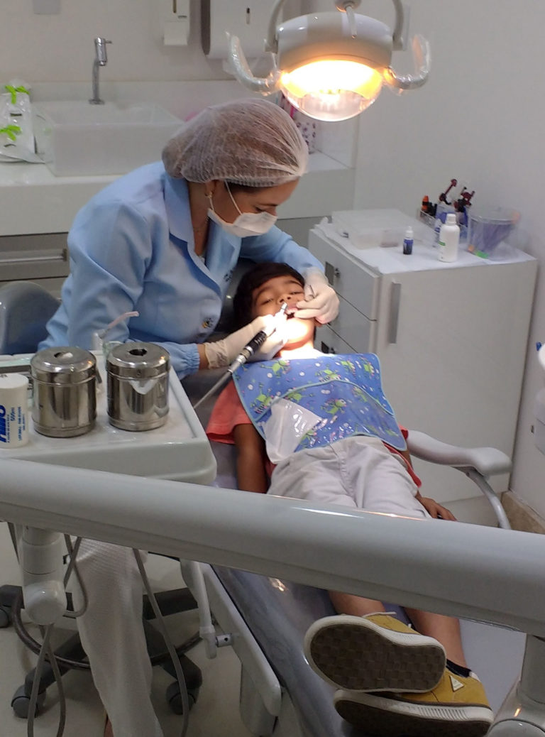 En la FES Iztacala desarrollan novedoso tratamiento dental para infantes