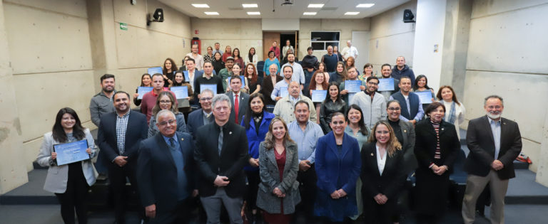 Estudiantes concluyen la Maestría en Administración de la UAA 