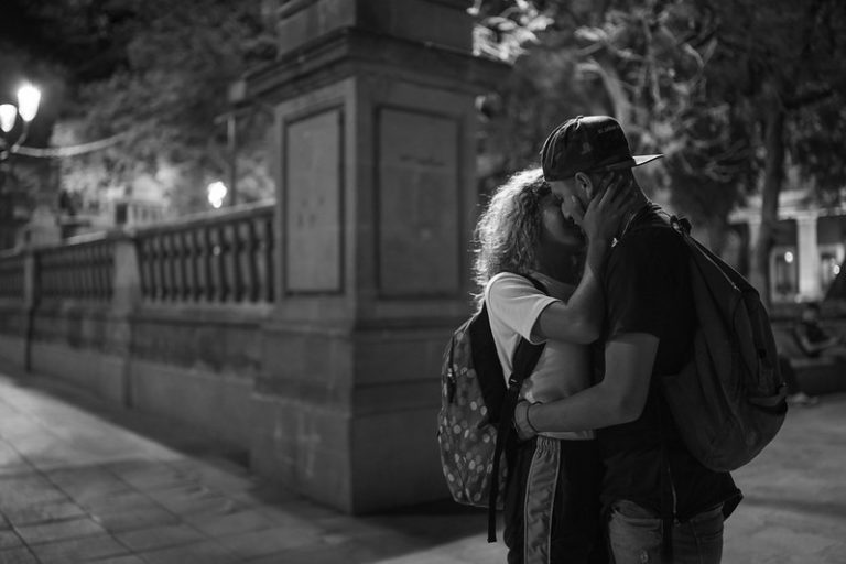 Uróboros/ Por mis ovarios, bohemias