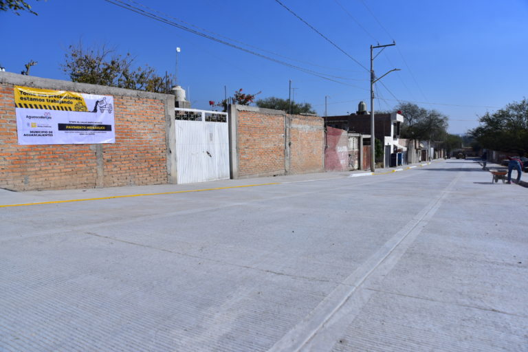 Entregan obra de concreto hidráulico al norte de la capital de Aguascalientes