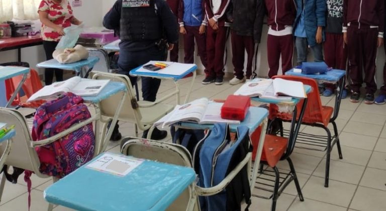 Más de 200 estudiantes recibieron plática sobre ciberbullying