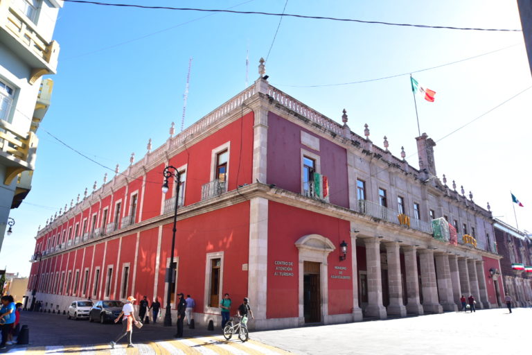 Municipio de Aguascalientes recibe premio por simplificar trámites