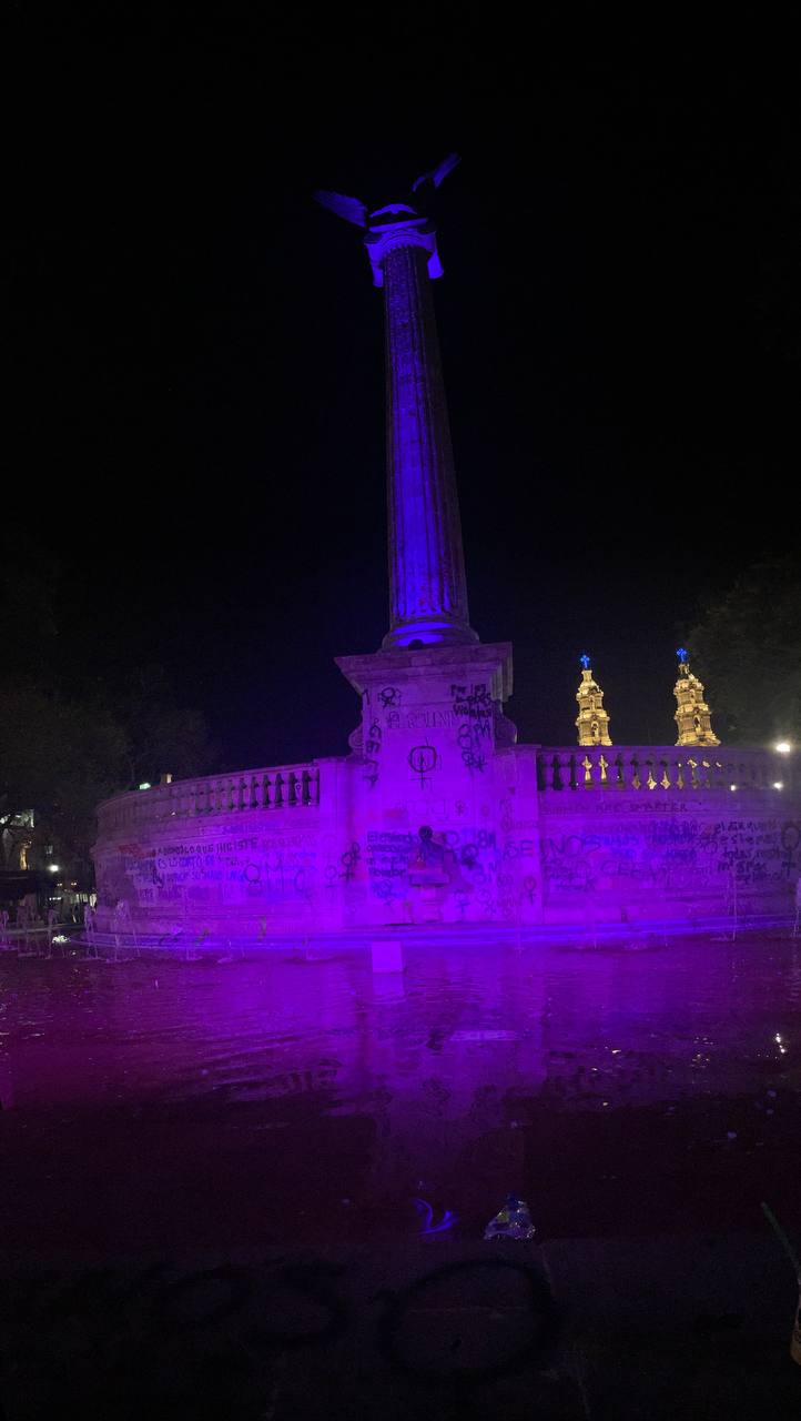 8M23: la necesidad política/ Por mis ovarios, bohemias