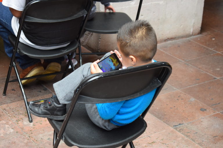 Servidores de internet sin protección a menores