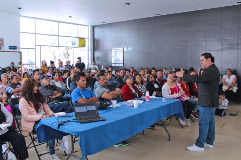 La SEDECYT capacitó a emprendedores y microempresarios de todo el estado