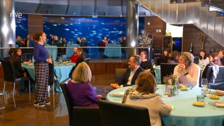 Asistente de Master Chef revela intoxicación masiva de comensales 