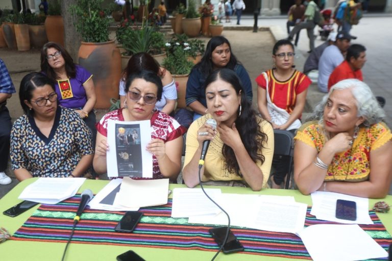 Organizaciones feministas exigen renuncia de coordinador de delegados por la Paz de Oaxaca 
