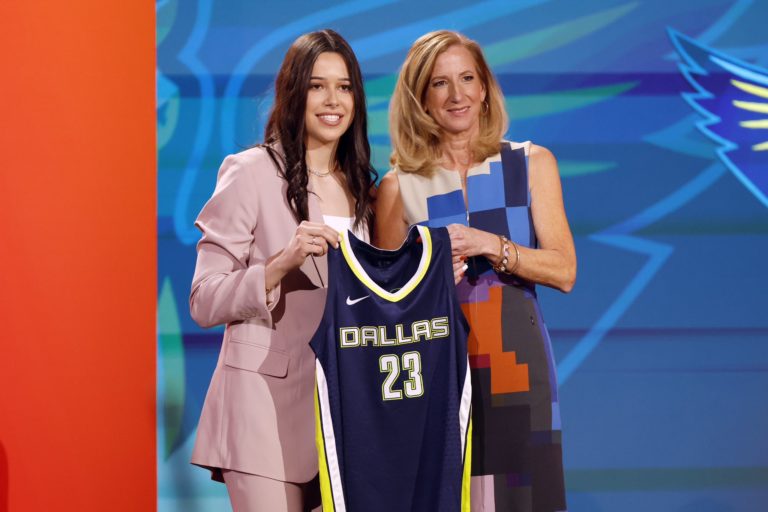 Lou López, primera mexicana en la WNBA… porque no hizo carrera en México