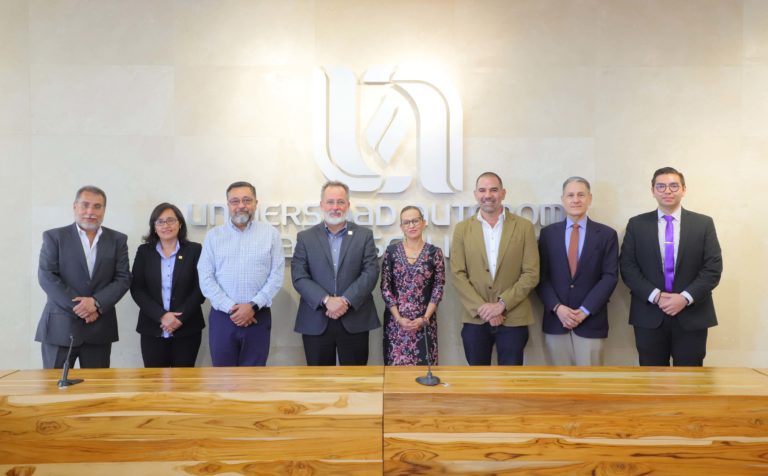 UAA lleva a cabo la instalación de la Comisión de Radio y Televisión