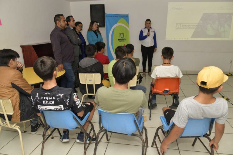 A los adolescentes de casa DIF se les impartió una conferencia sobre responsabilidad penal