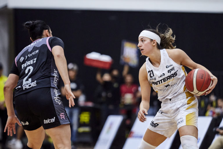 Panteras perdió ante Fuerza Regia 77-62