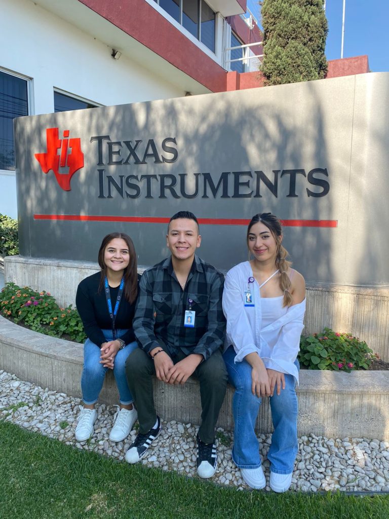 Universidad Tecnológica El Retoño vincula al 50% de sus egresados con el campo laboral