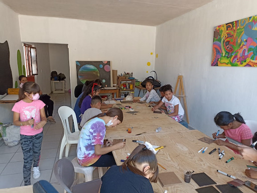 Descentralizar la cultura: la Escuelita en Pabellón de Arteaga y el Centro Cultural Calmecac en El Chunde, Asientos, Aguascalientes