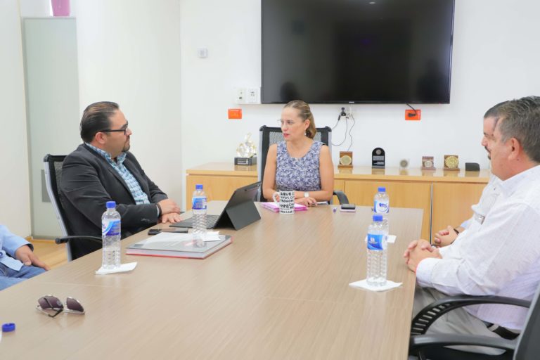 Sandra Pinzón recibió a la Cámara Industria de la Construcción 