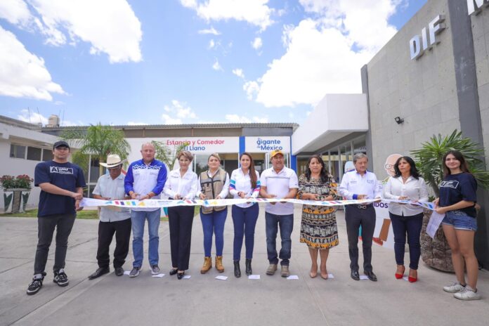 Inauguró la Estancia y Comedor para Adultos Mayores en Aguascalientes