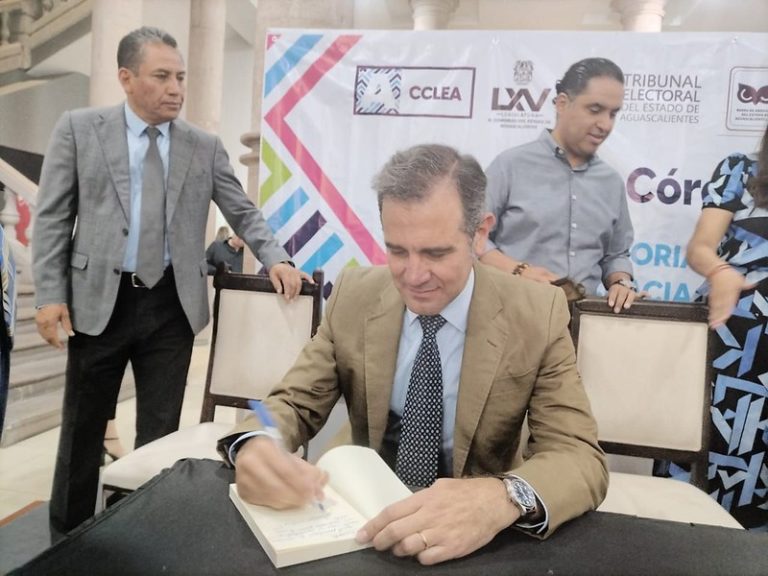 Esto fue lo que aprendimos de la visita del ex presidente Lorenzo Córdova en Aguascalientes