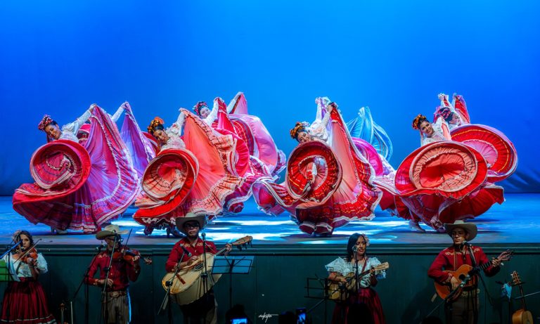 Una tarde llena de tradición y folclor