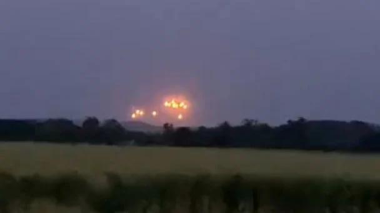 Difunden videos que muestran el vuelo de una supuesta flotilla de OVNIS en Reino Unido 