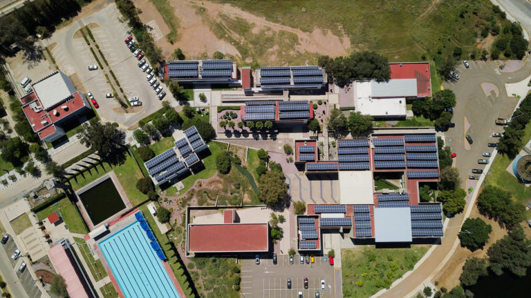 UAA cuenta con cerca de 3 mil paneles solares para el ahorro de energía