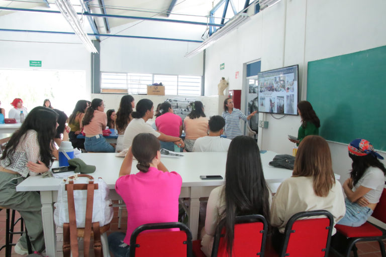 Inician semestre más de 20 mil estudiantes de la UAA