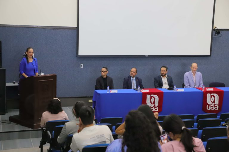 UAA es sede del primer taller en Microscopías Correlacionadas para las Ciencias Biológicas realizado en la entidad