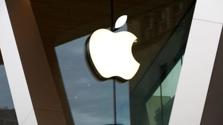 Rusia multa a Apple por “información falsa” sobre la guerra