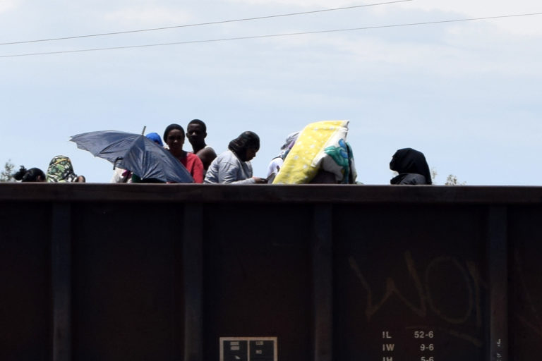 Continuarán operativos para bajar a migrantes de los trenes en Aguascalientes