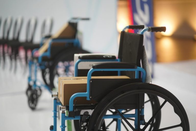 Gobierno de Aguascalientes y Fundación Telmex entregan apoyos y becas a estudiantes