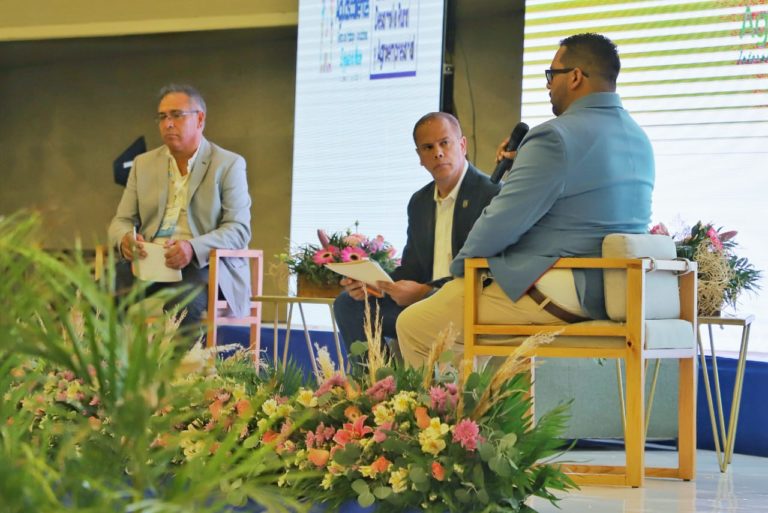 Participa Jesús María en el Foro Agroalimentario