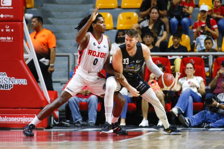 Panteras de Aguascalientes pierde en casa de Halcones Rojos