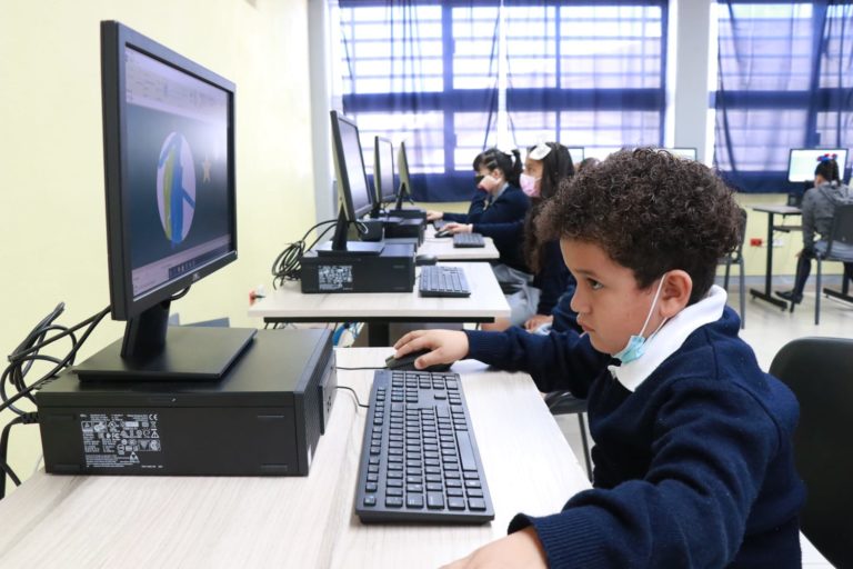 Lorena Martínez dijo que crecer en infraestructura educativa en Aguascalientes será un reto