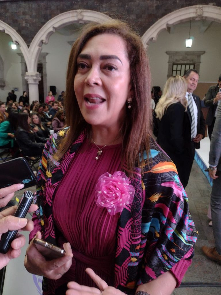 “Ningún violentador al poder, esa debe ser la exigencia”: Adriana Favela