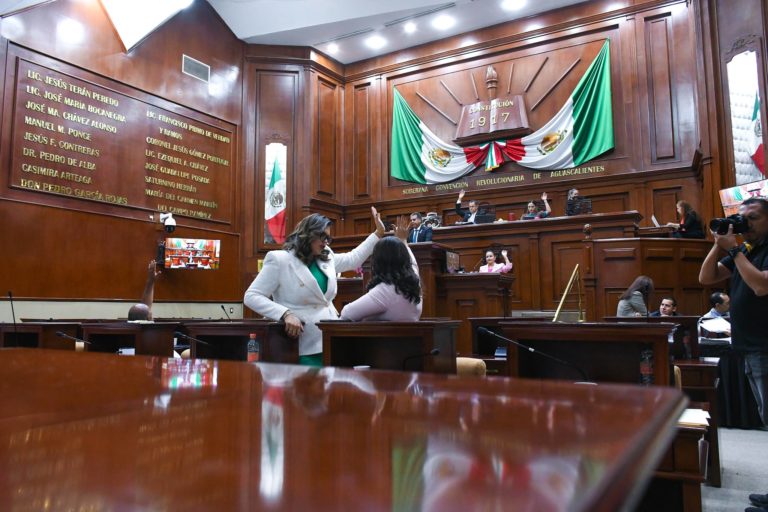 Congreso local de Aguascalientes exhorta a Cámara de Diputados echar atrás eliminación de fideicomisos