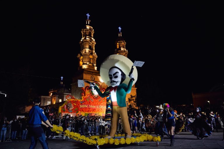 Esperan cerca de 50 mil personas en el Desfile de Calaveras de Aguascalientes
