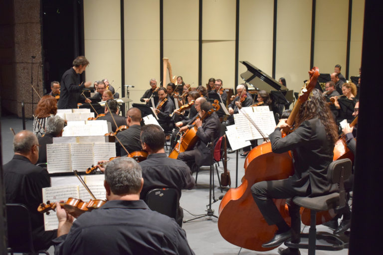 El cuento de nunca acabar. ¿Qué está sucediendo con la Orquesta Sinfónica de Aguascalientes? | El banquete de los pordioseros por Rodolfo Popoca Perches
