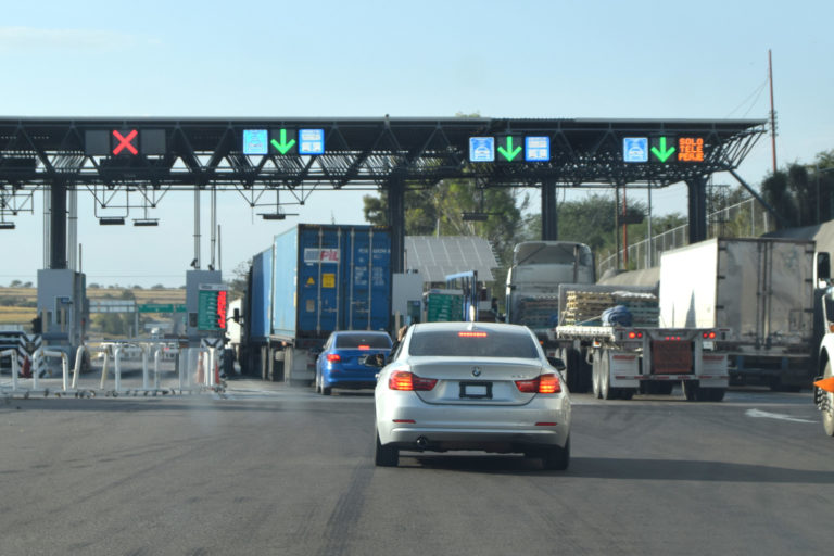 Insensible, subir costos de carreteras, cuando usuarios sufren por inseguridad y la falta de mantenimiento: Rubén Moreira