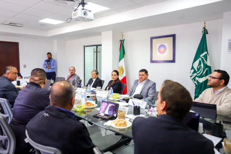 Coordinación entre IMSS y gobierno estatal de Aguascalientes