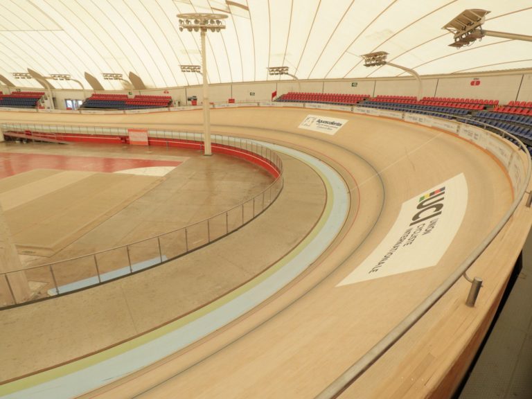 Aguascalientes recibe al ciclista Jean Pierre Demenois, busca establecer un nuevo récord