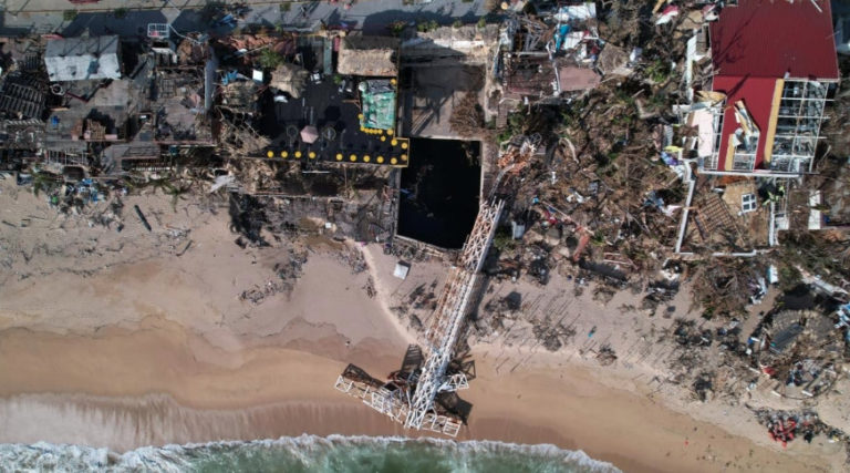 AMLO sobre Otis: “sigo sosteniendo que fue un milagro… por suerte no fueron tantos fallecidos”