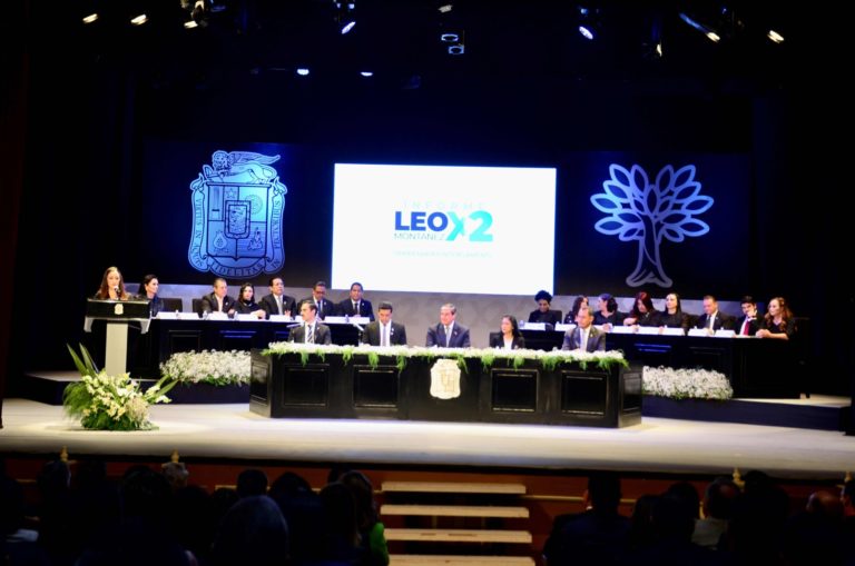 Leo Montañez presentó su Segundo Informe de Actividades en Aguascalientes
