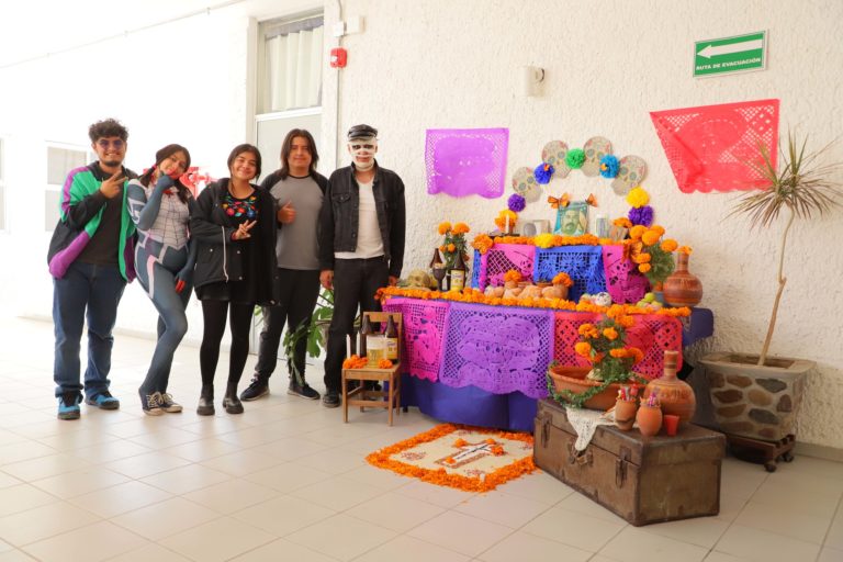 Alumnos de Aguascalientes realizaron actividades conmemorativas por el Día de Muertos