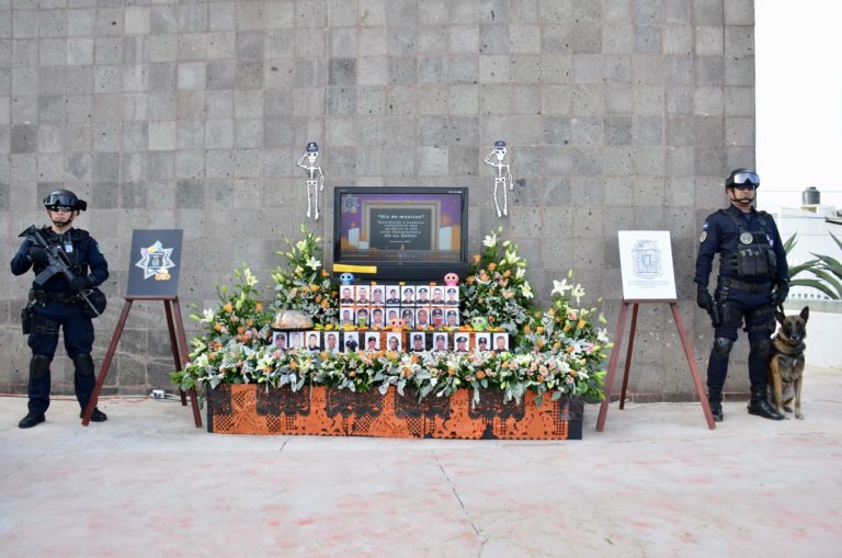 “Toque de Silencio” en honor a policías municipales de Aguascalientes caídos en el cumplimiento del deber