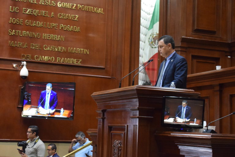 Compareció el secretario de Finanzas del gobierno estatal de Aguascalientes