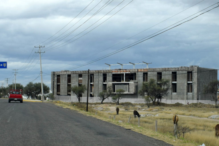 Acuerdan reunión con la Federación para avanzar con el proyecto del Hospital de Pabellón, Aguascalientes