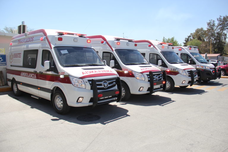 Recibe  Hospital General ISSSTE Aguascalientes 2 nuevas ambulancias de traslados