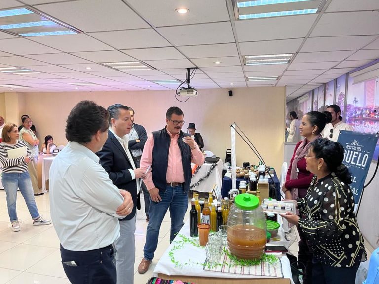 Ayuntamiento de Aguascalientes invita a Expo Emprende en Palacio Municipal 