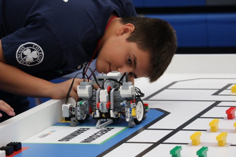 Gobierno del Estado entregó materiales First Lego League a estudiantes de Aguascalientes 
