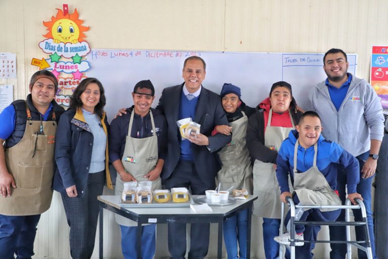 Autoridades de Jesús María, Aguascalientes se reunieron con padres de familia del CAM III