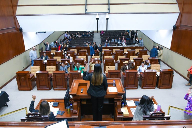 A marchas forzadas culminará este periodo en el Congreso del Estado de Aguascalientes
